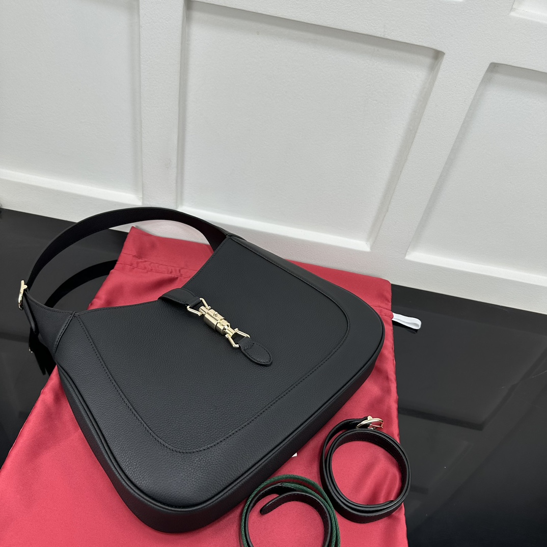 Gucci Hobo Bags